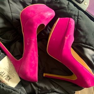 Pink heels